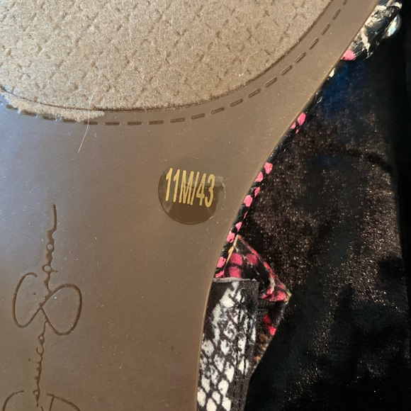 Jessica Simpson Rhinestone Studded New - Picture 4 of 6